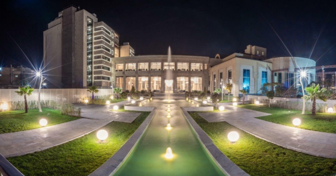 هتل میثاق مشهد فضای محوطه 2