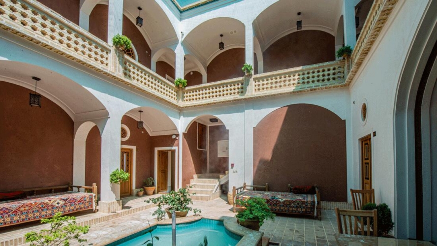 اقامتگاه سنتی بابا افضل کاشان فضای داخلی اقامتگاه 4