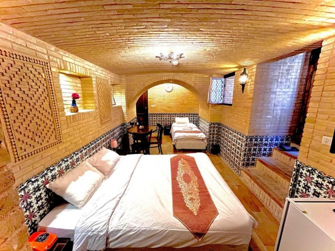 عمارت امیریه شیراز اتاق سه تخته 1