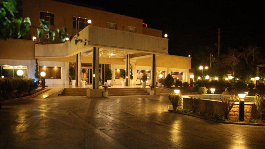 هتل پارک سعدی شیراز نمای بیرونی 2