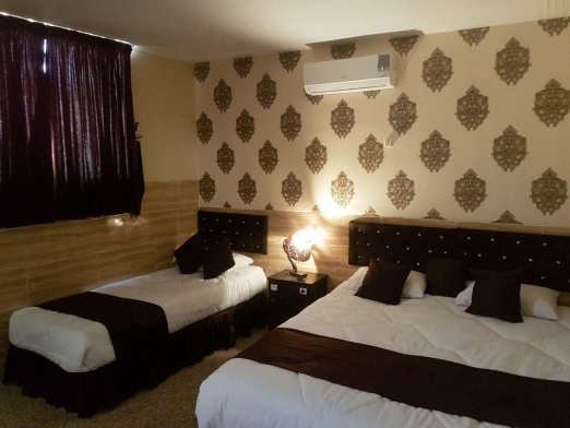 هتل کیوان شیراز اتاق لوکس سه تخته 2 هتل کیوان شیراز اتاق لوکس سه تخته 2