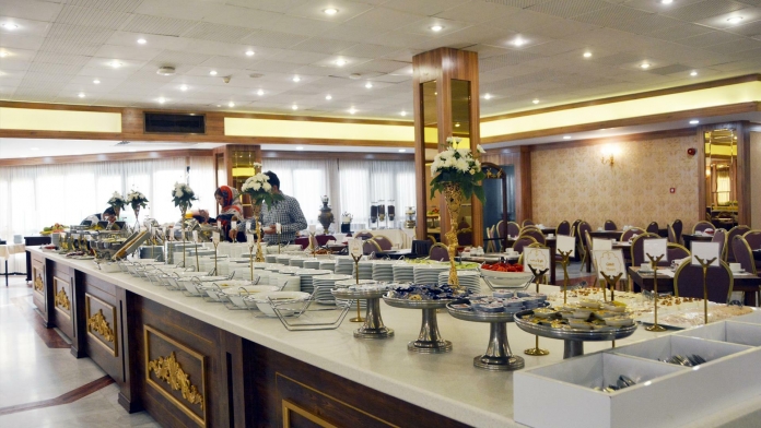 هتل پردیسان مشهد رستوران