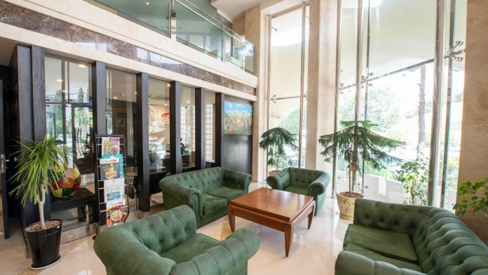 هتل رویال شیراز لابی 2 هتل رویال شیراز لابی 2