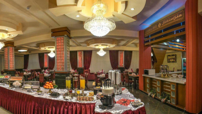 هتل استقلال قم رستوران 1 هتل استقلال قم رستوران 1