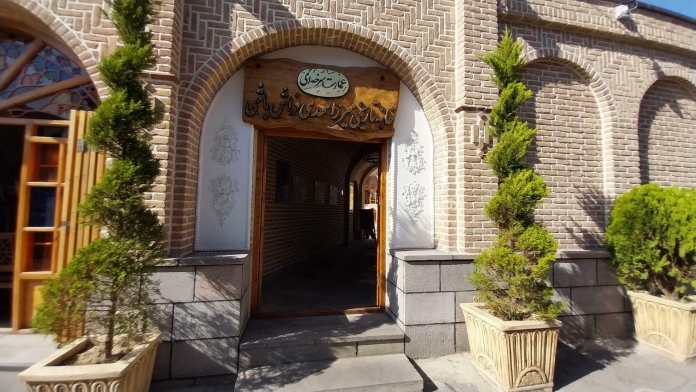 بوتیک هتل عمارت سرخهای نمای بیرونی 2 بوتیک هتل عمارت سرخهای نمای بیرونی 2