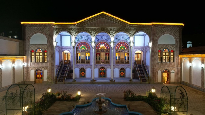 بوتیک هتل عمارت سرخهای فضای داخلی 1 بوتیک هتل عمارت سرخهای فضای داخلی 1