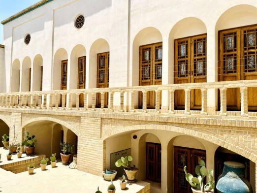 اقامتگاه سنتی اشکوب کاشان فضای محوطه 3 اقامتگاه سنتی اشکوب کاشان فضای محوطه 3