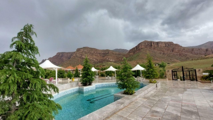 هتل قصر یازده شیراز محوطه هتل هتل قصر یازده شیراز محوطه هتل