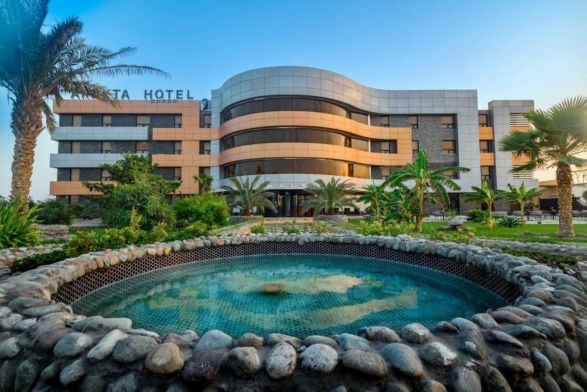 هتل آراکتا قشم نمای بیرونی هتل آراکتا قشم نمای بیرونی