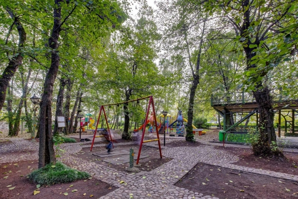 هتل آپارتمان کوثر رامسر فضای محوطه 2 هتل آپارتمان کوثر رامسر فضای محوطه 2