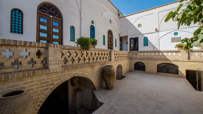 اقامتگاه سنتی نگین کاشان فضای داخلی اقامتگاه 1 اقامتگاه سنتی نگین کاشان فضای داخلی اقامتگاه 1