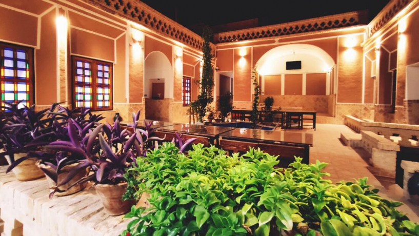 اقامتگاه سنتی خوان سالار یزد فضای داخلی اقامتگاه ۱ اقامتگاه سنتی خوان سالار یزد فضای داخلی اقامتگاه ۱