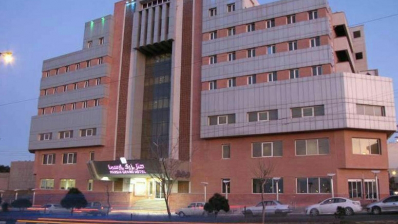 هتل پارسیا قم نمای بیرونی هتل پارسیا قم نمای بیرونی